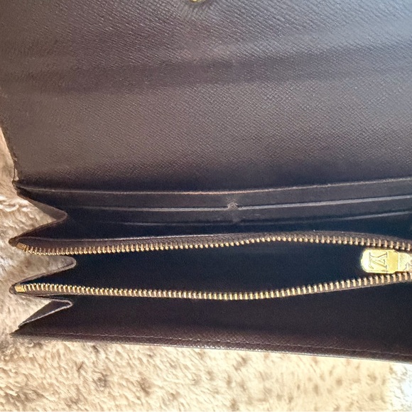 🖤🤎Louis Vuitton Damier Sarah Wallet🖤🤎 - Picture 7 of 9